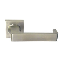 Load image into Gallery viewer, Quasar Lever Handle - Doorware
